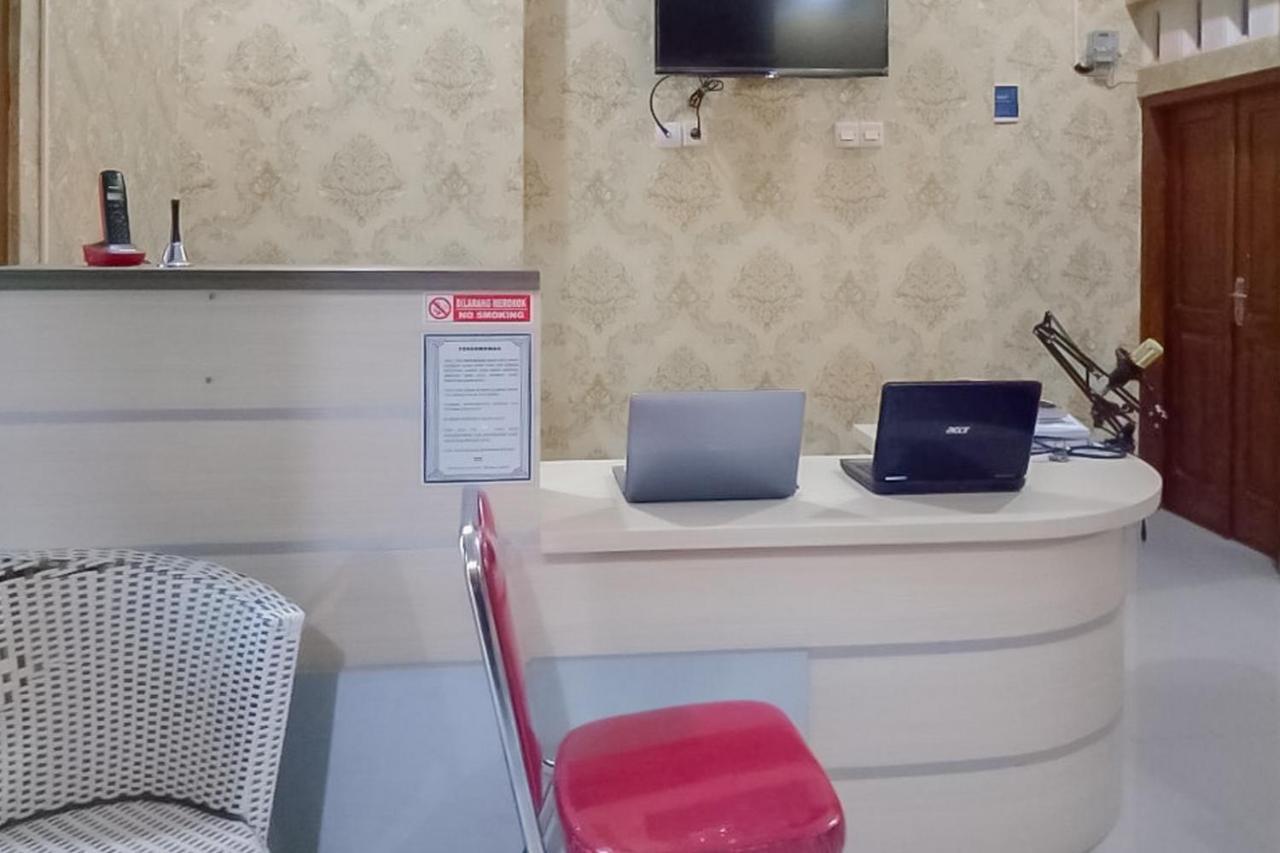 Wisma Andali Syariah Near Rsud Cideres Majalengka Esterno foto